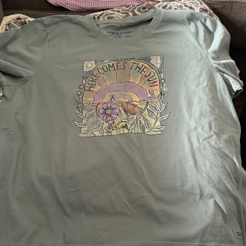 Life Is Good Green Tee with Sun and Floral Design